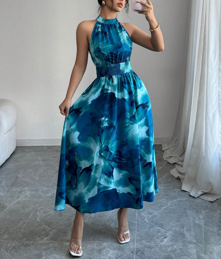 Robe sans manches cintrée à la taille avec des volants