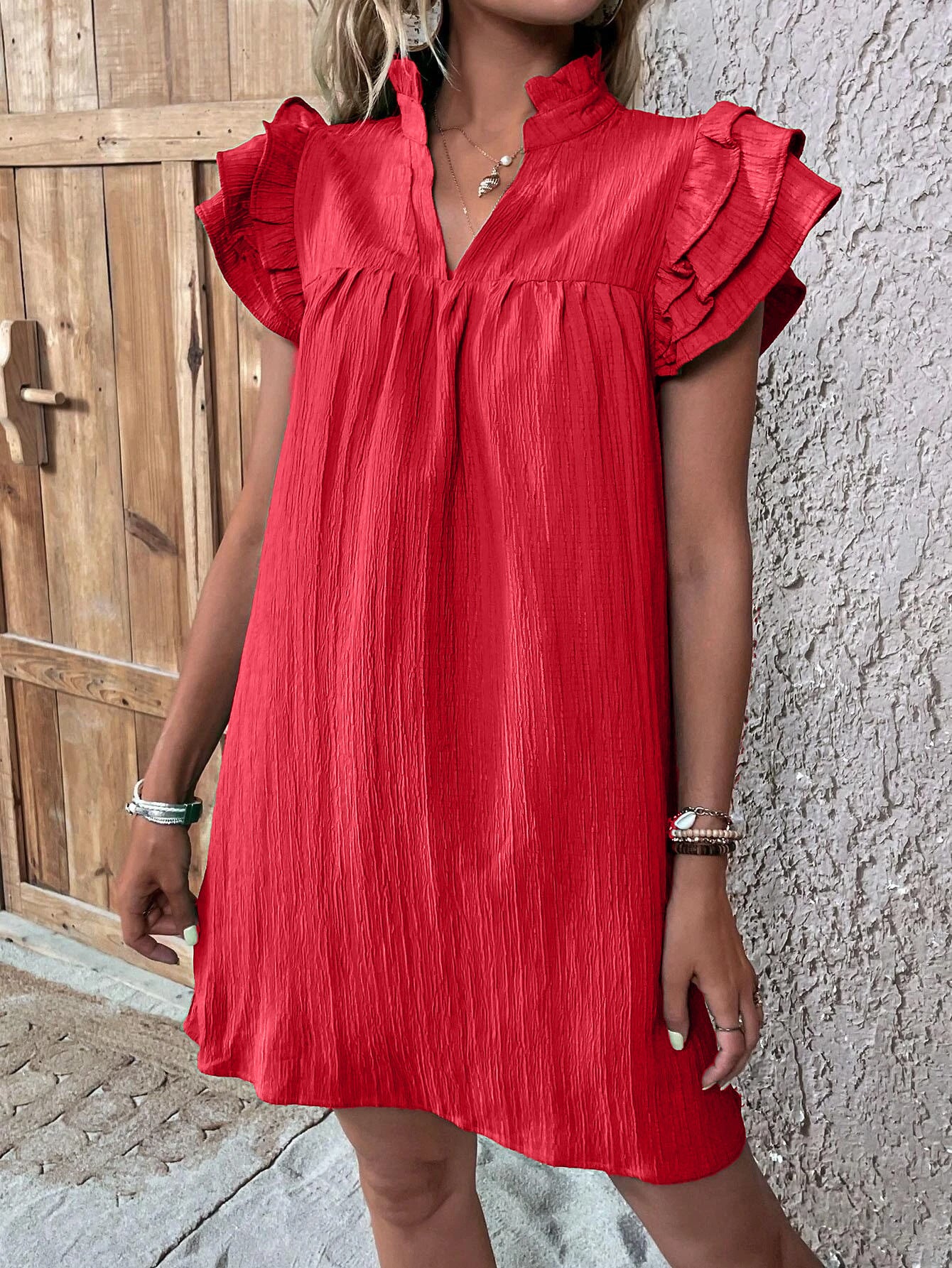 Robe à col en V à manche courte